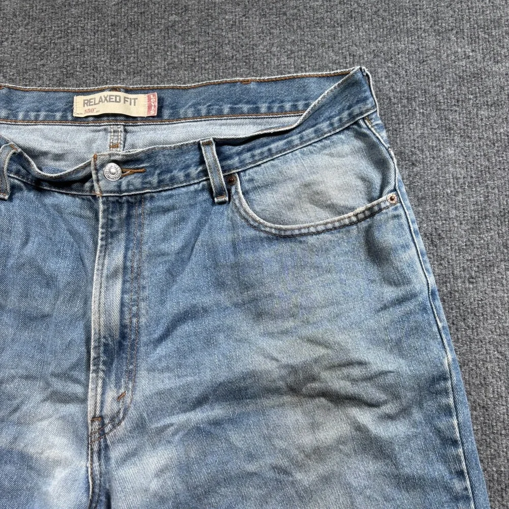Levi's 550 Jeans Mens 40x29 Blue Denim Light Wash Relaxed Fit Tapered Leg Grunge